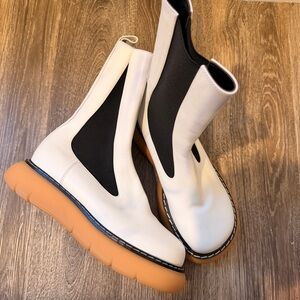 KHAITE Bleecker Ankle Boots Sz 10 (40)